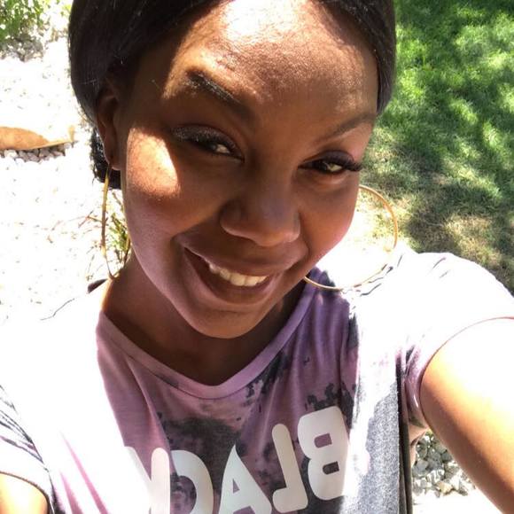 Meet your Posher, Donisha - Picture 1 of 1